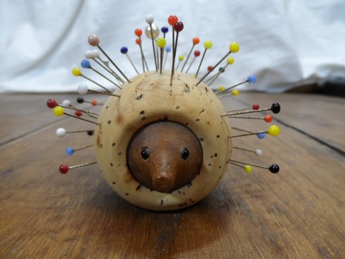 Used Lovely Looking DANMARK Nissen Cork Hedgehog Pin Cushion Sewing - Picture 3 of 20