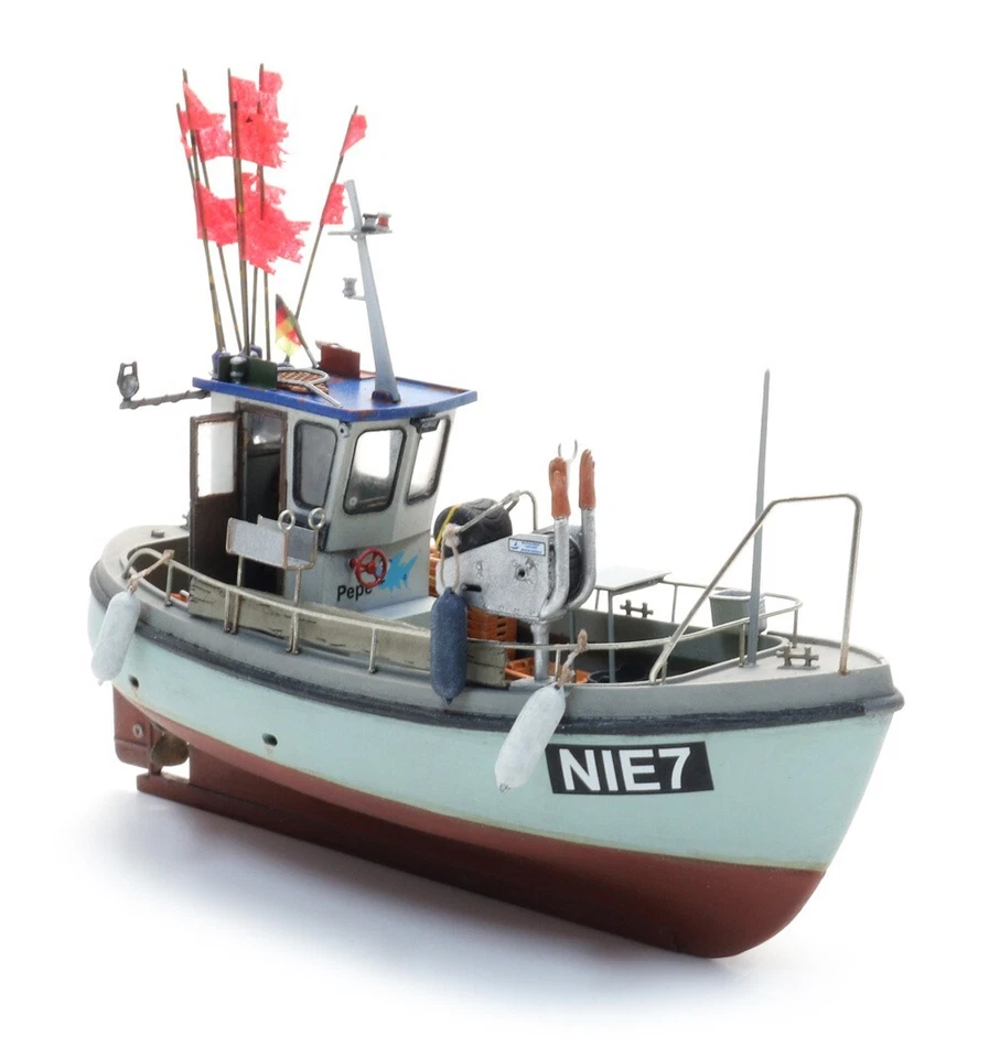 HO Artitec Resin Ship Kits Unassembled Unpainted #50.154 Fishing Boat - Image 2 of 3
