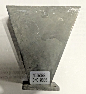 MICROSEMI K-BAND HORN ANTENNA MDT6386 with integrated harmonic filter