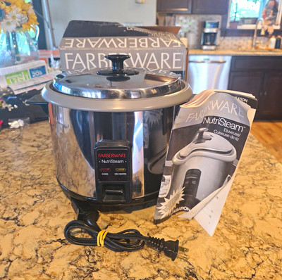 Farberware NutriSteam B6018 Rice Cooker & Steamer 10-Cup 600W Silver/Black