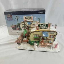 Carole Towne Collection 2010 “#7 Easy Street” Lighted Christmas Trailer Scene