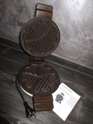 Omas Waffeleisen PRIVILEG Elektronik Waffelautomat