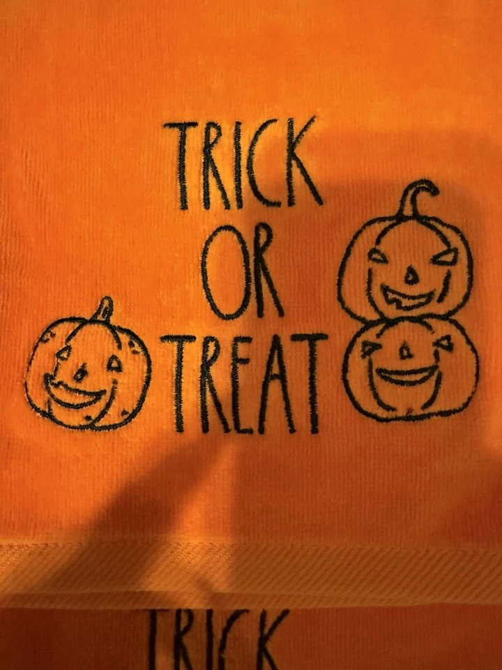 New Rae Dunn TRICK OR TREAT. Hand Towel, Set of 2, 16x30" - Image 2 of 4