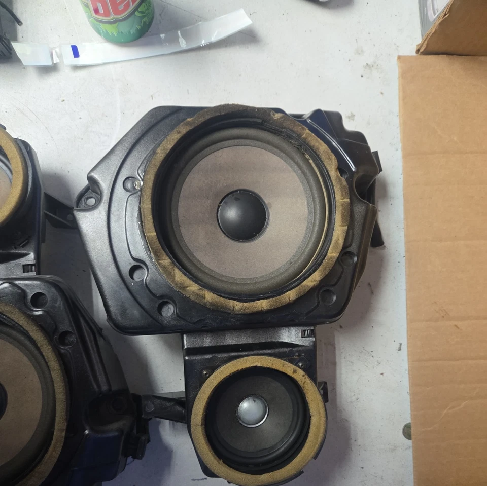 90-93 Mercedes R129 500SL 300SL SL500 Right and Left Door Panel Speaker Set OEM - Image 2 of 4