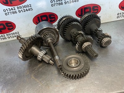 Getriebe Einbauten Set X JCB 2CX Airmaster / 4 SPD Synchro Shuttle 275£ + MwSt
