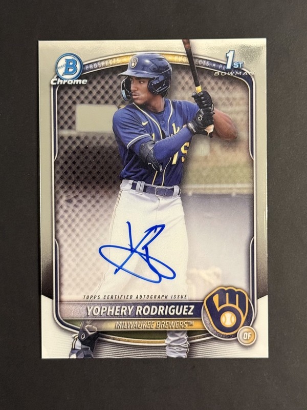 2025 Bowman #CPA-YR Chrome Auto 1st Prospect Yophery Rodriguez