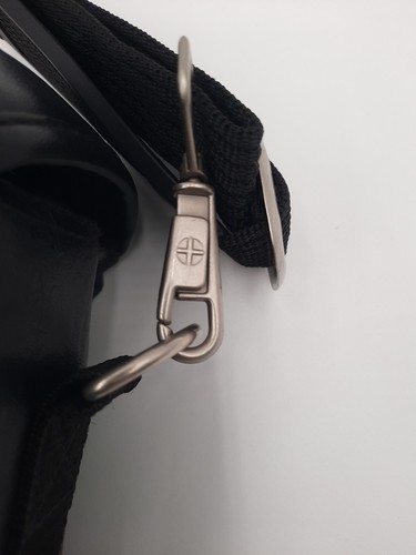 Vanguard DSLR Camera Shoulder Bag Carry Case Faux Leather New Strap - Picture 4 of 15