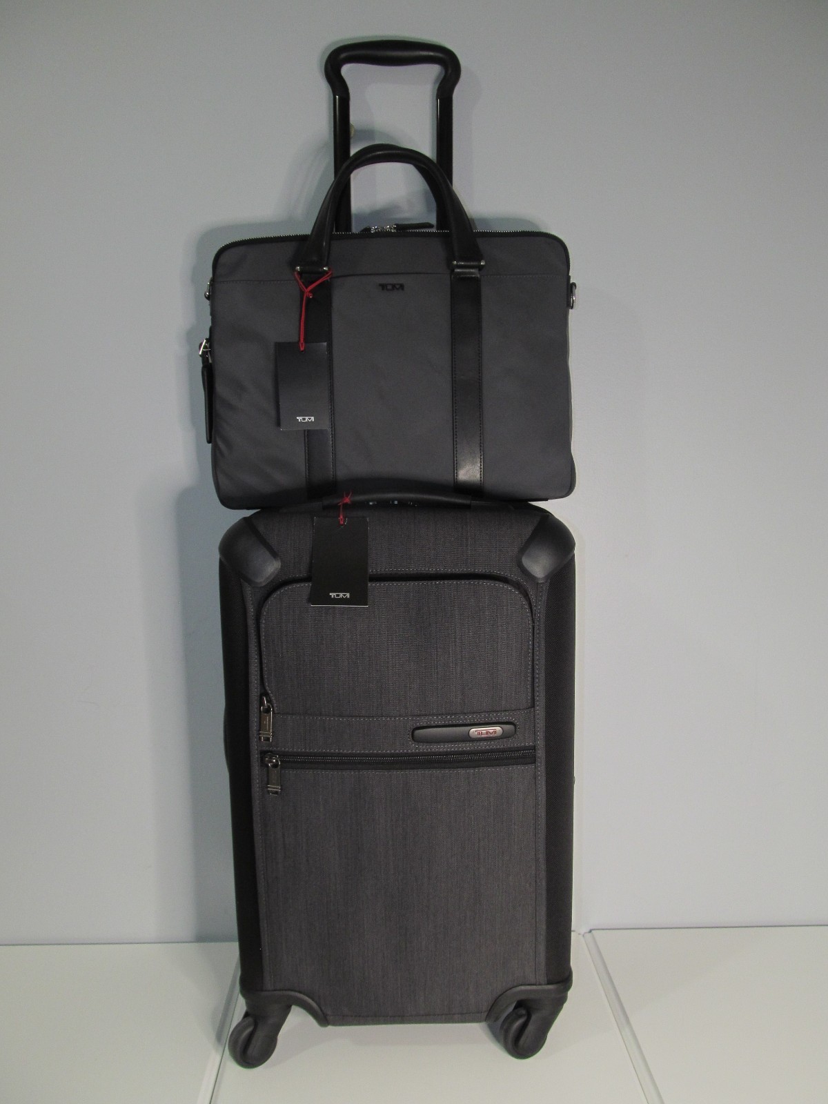 Set-medium Trip Carry On & Tech Laptop Brief, Nwt