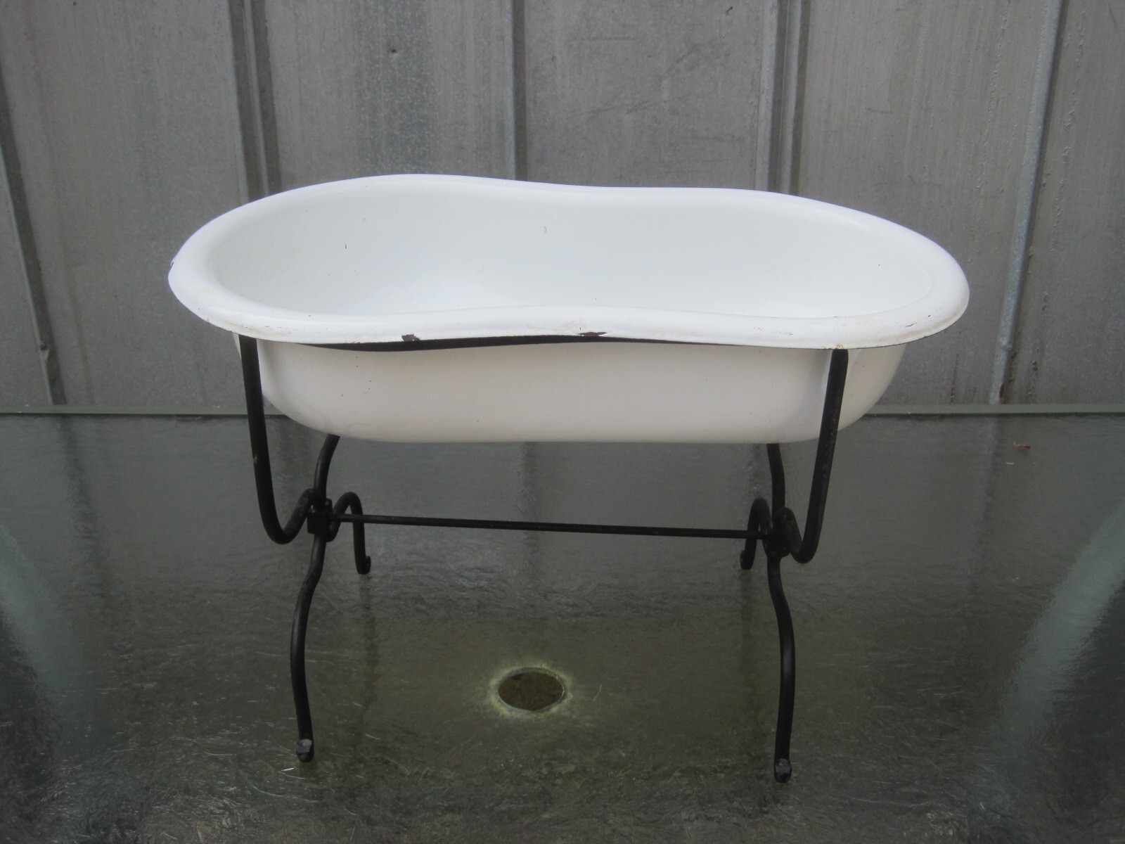 Vintage Porcelain Enamel Metal Baby Bathtub Wash Basin w/ Wrought Iron Base 7293 eBay