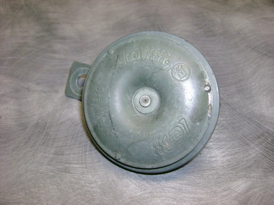 2008 2007 2006 2010 2009 Suzuki Bandit GS500FH GS500 GS 500 bocina GSF500 GSF D7 Foto 3 de 3