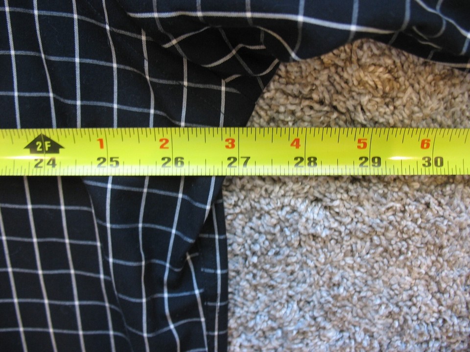 Jos. A. Bank Stays Cool Button Down Shirt Mens Black Check Short Sleeve