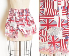 vintage 70s jean shorts denim bicentennial eagle flag print high waisted XS 1976