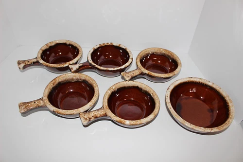 5 HULL OVEN PROOF BROWN DRIP POTTERY HANDLED 5.5" ONION SOUP BOWLS + 6.75" BOWL