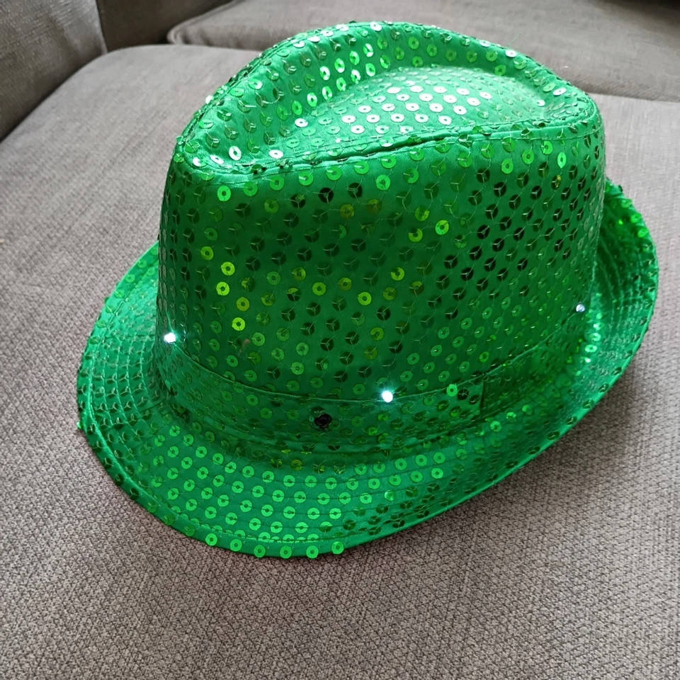 Sombrero Lentejuelas Fedora Día de San Patricio Luz Verde Foto 2 de 4