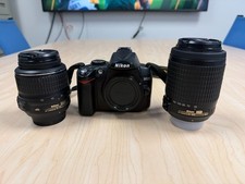 Nikon D D5000 12.3MP Digital SLR Camera - Black Kit w/ VR AF-S DX 18-55mm...