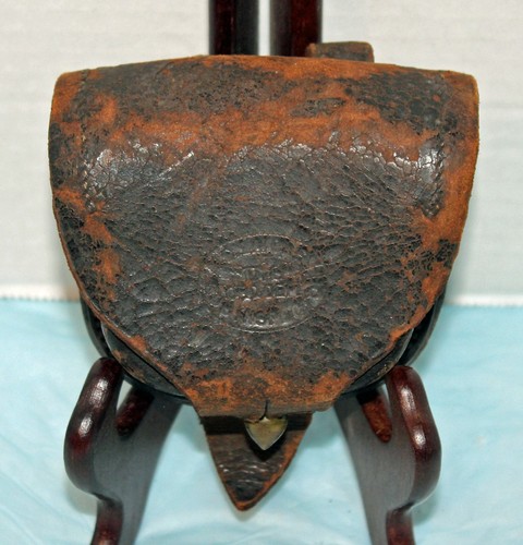 AUTHTIC US CIVIL WAR UNION LEATHER PERCUSSIN CAP BOX MADE BY E. GAYLORD
