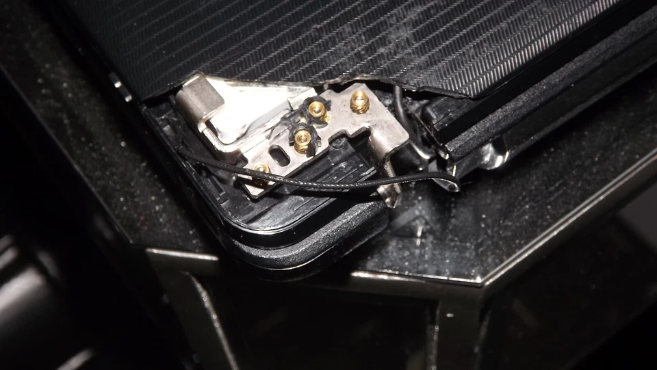 ASUS X55A laptop spares or repair - Image 2 of 4