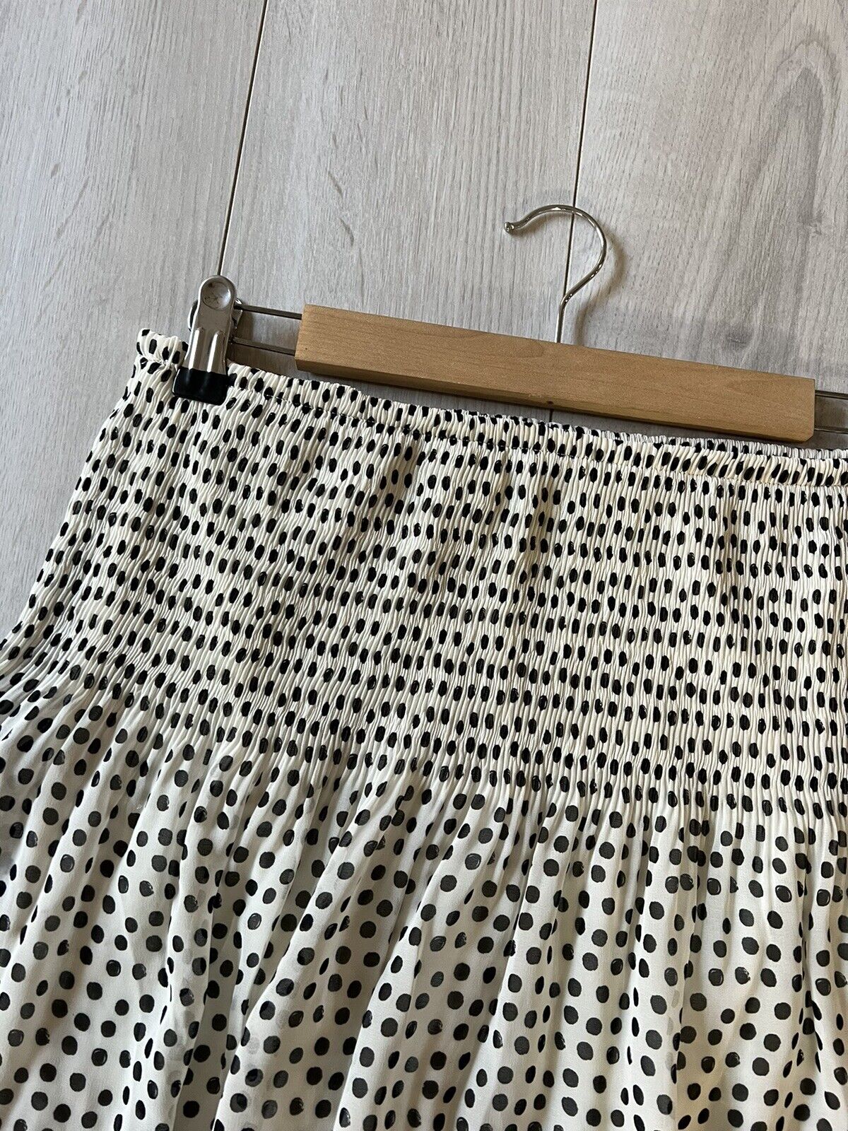 Foto 3 di 9
