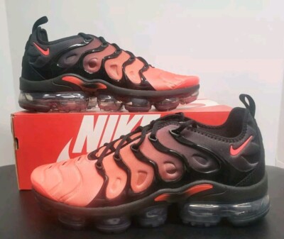 Nike Air Vapormax Plus DZ4857-001 Black Bright Crimson Mens Size 10 NEW 