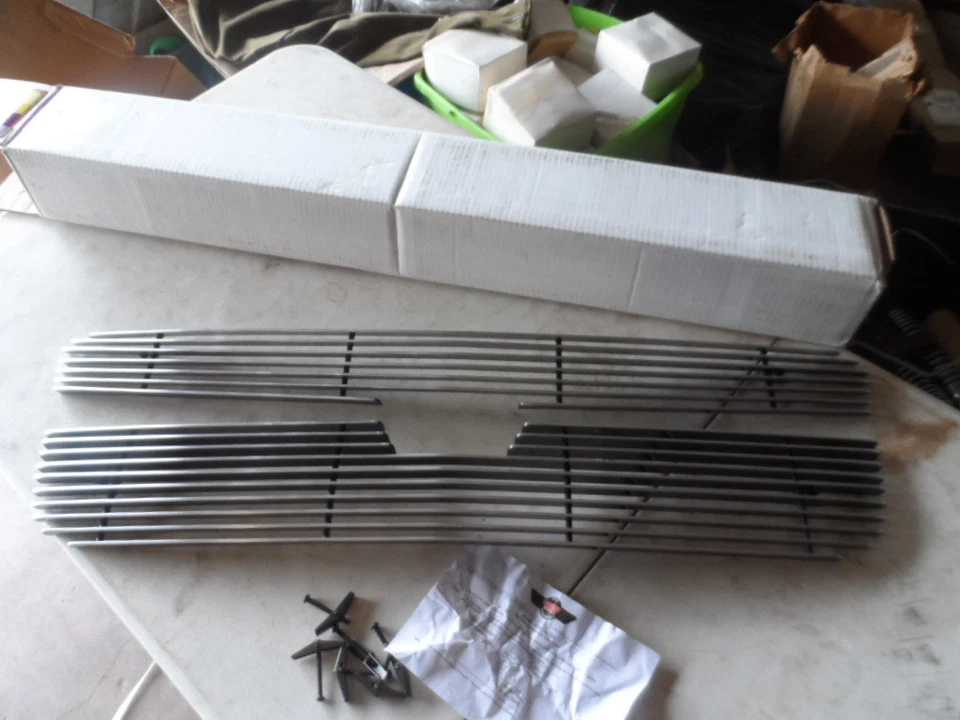 02-05 Chevrolet Chevy Avalanche Billet Grille Carriage Works 41261  - Image 2 of 4