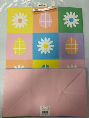 Pastel Easter Grid Gift Bag   20 x 14 Inches