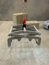 Modellbau / RC Betonstein-Klammer-Zange-Greifer für Betonblocksteine 1:14