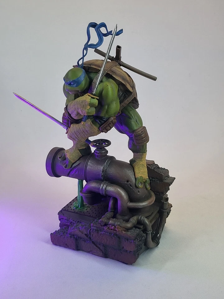 IRON STUDIOS Teenage Mutant Ninja Turtles Leonardo 1/10 Tenth Scale Statue - Image 3 of 4