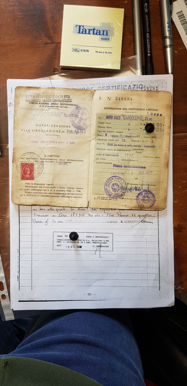 Foto 1 di 2
