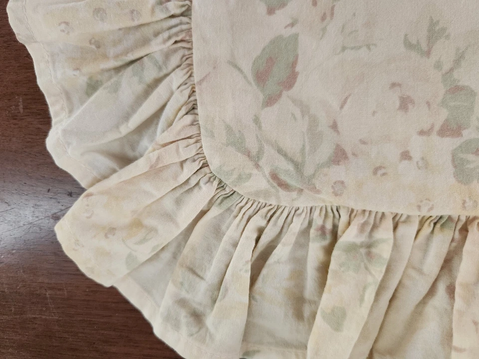 Raro Shabby Chic Brown Label babado creme amarelo casa de campo rosa floral Euro Sham - Imagem 4 de 4