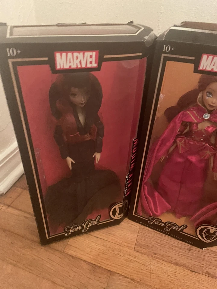 Colección Madame Alexander Muñecas Marvel Fangirl, Fan Girl Find Variant Set de 5 Foto 3 de 4