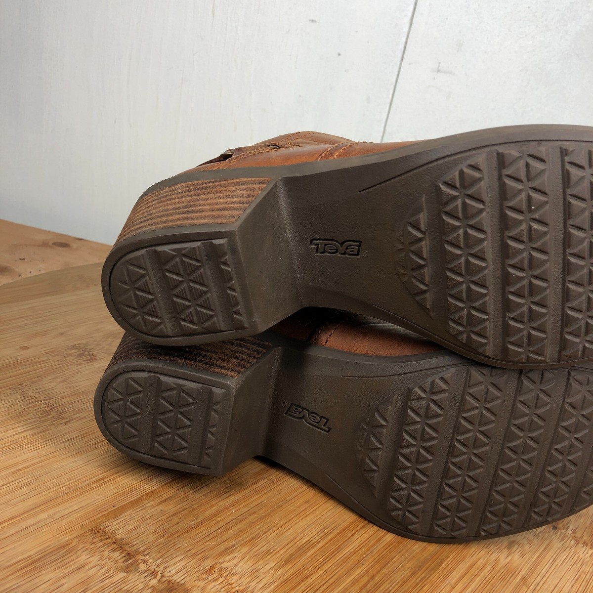 Teva Boots Womens 7 Foxy Ankle Shoes Brown Leather Casual