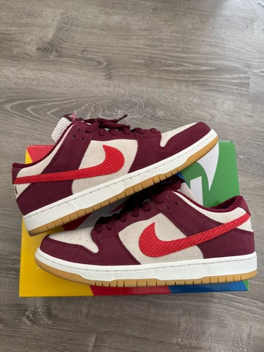 Size 9.5 - Nike Skate Like a Girl x Dunk SB Low White