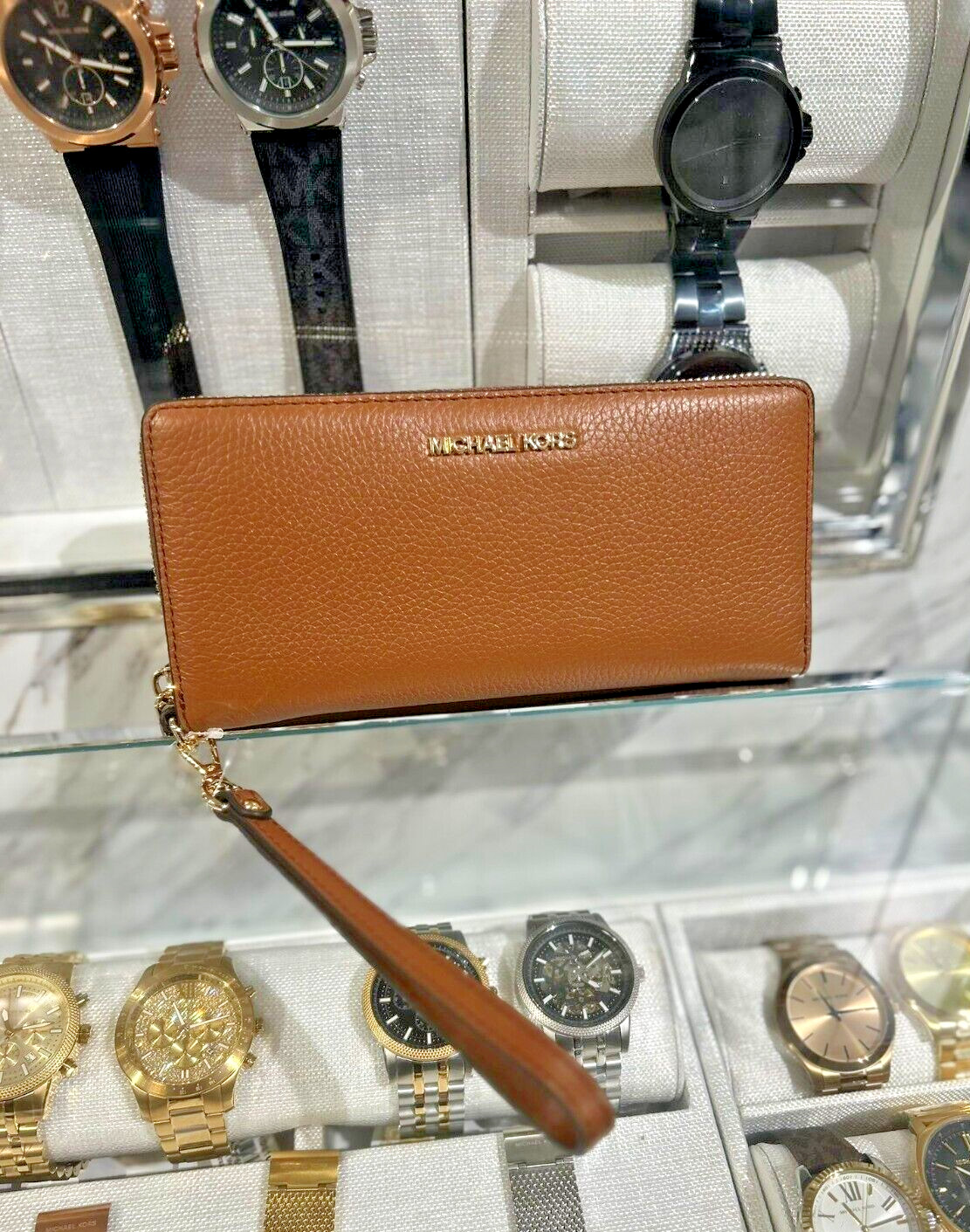 Michael Kors Travel Large Continental Leather Long Zip Wrist