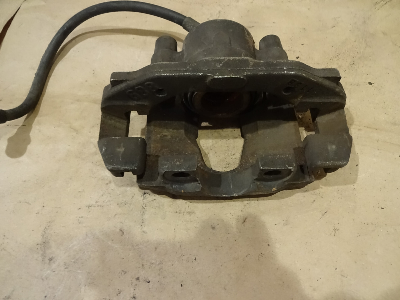 Ferrari 328, Mondial - RH Rear Brake Caliper P/N 136602