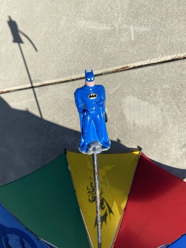 Vintage 1997 Rare DC Comics Rare Batman Children's Umbrella w/Figure Handle - Picture 2 of 4