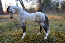 2 Breyer Traditional Pony Bouncer Models- Hope and LE Icicle LOVELY PONY PAIR !!