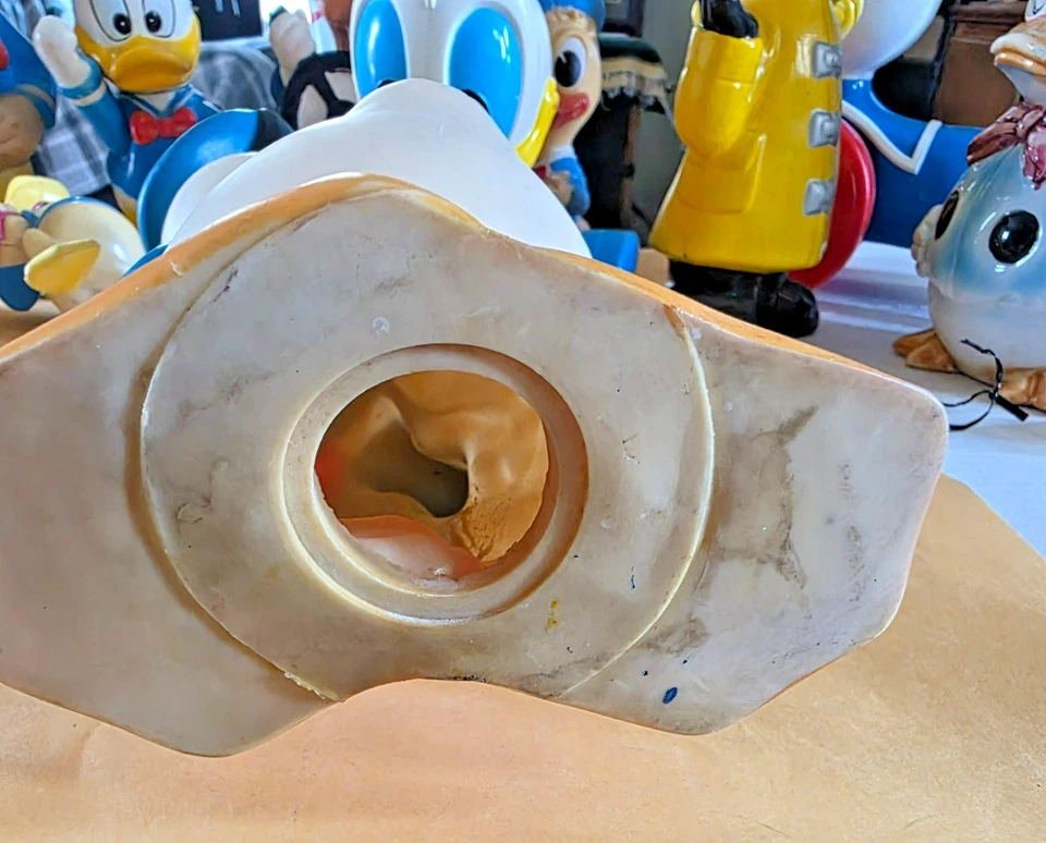 Vintage Donald Duck 11" Coin Bank Illco Walt Disney Productions.  DD#521 - Image 4 of 4