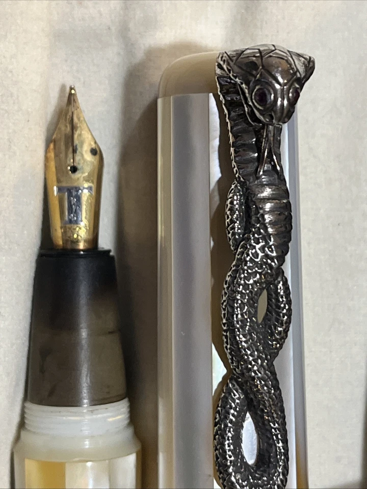 Danitrio: Mother Of Pearl Grand Brillante King Cobra Sterling Fountain Pen 9/100 - Image 2 of 4