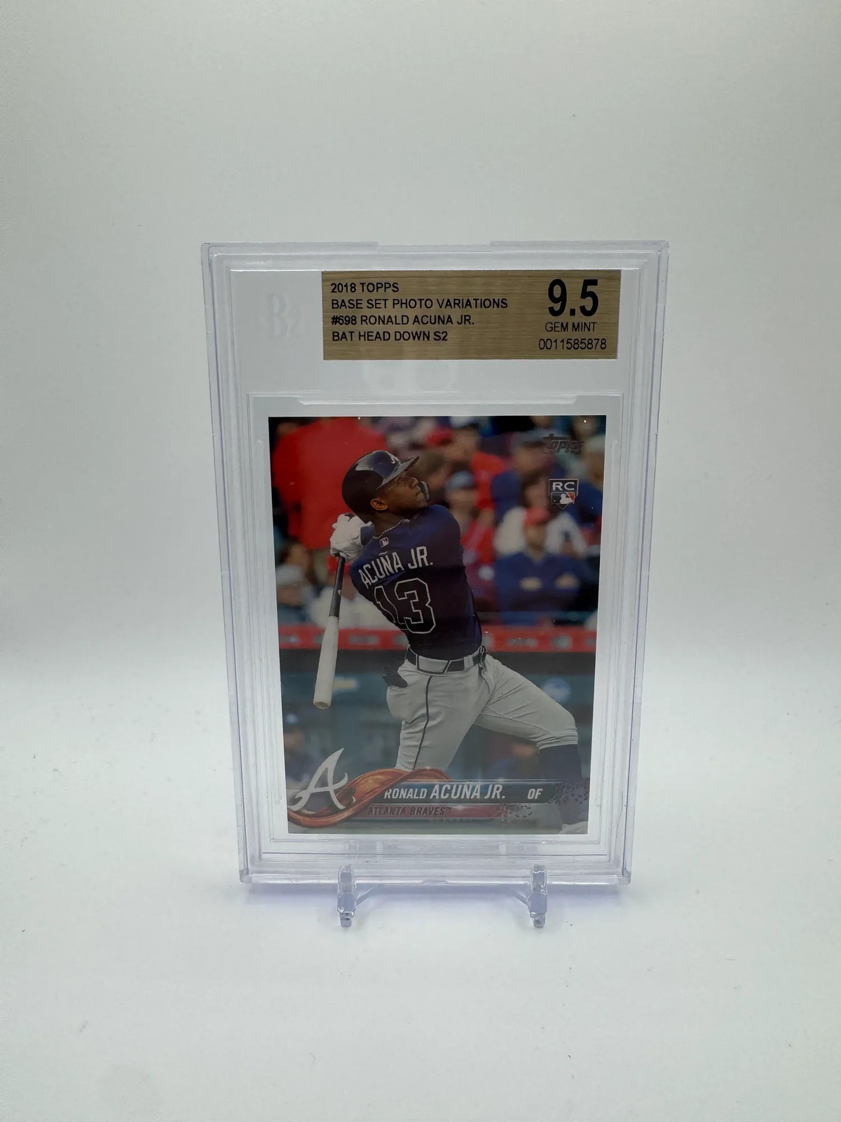 2018 Topps Base Set Photo Variations Bat head down S2 Ronald Acuna Jr RC BGS 9.5
