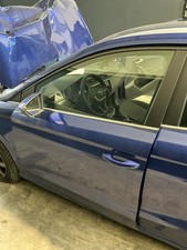 Tür vorne links Seat Ibiza V (KJ1) blau 7Y / LW5L 695310