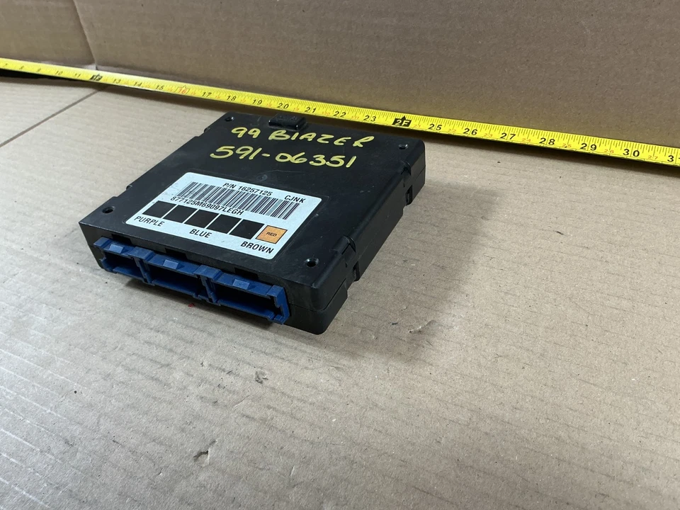Chevrolet Blazer BCM 1999 BCU módulo de control de carrocería módulo de unidad 16257125 Foto 2 de 4