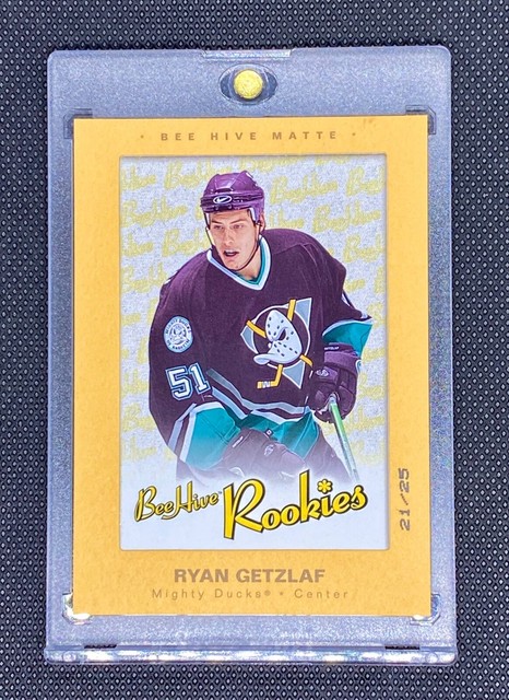 2005-06 Upper Deck MINT  Bee Hive Matte /25 RYAN GETZLAF Rookie RC #113
