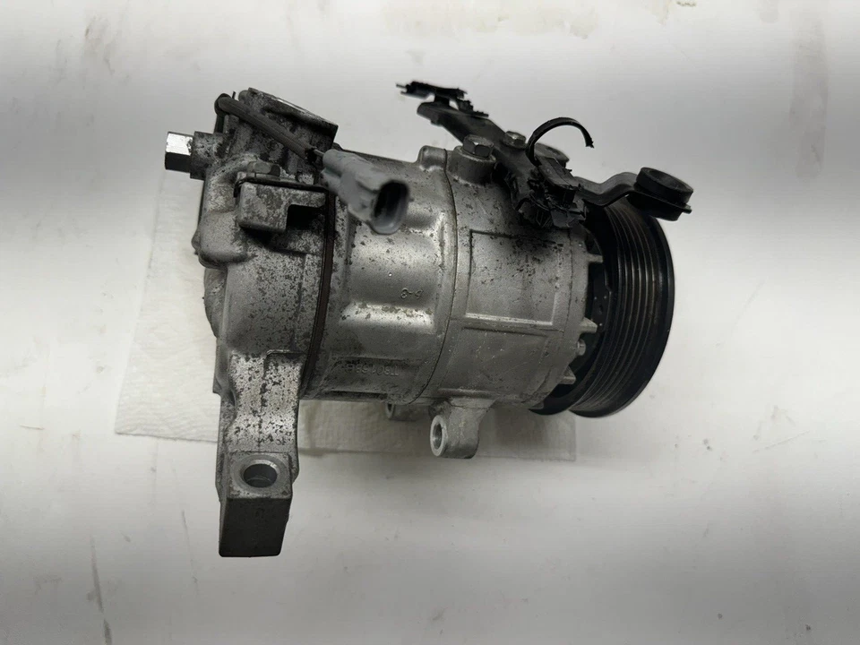 OEM 2019 2020 2021 2022 2023 SUBARU FORESTER AC Compressor 73111-SJ030 - Image 2 of 4