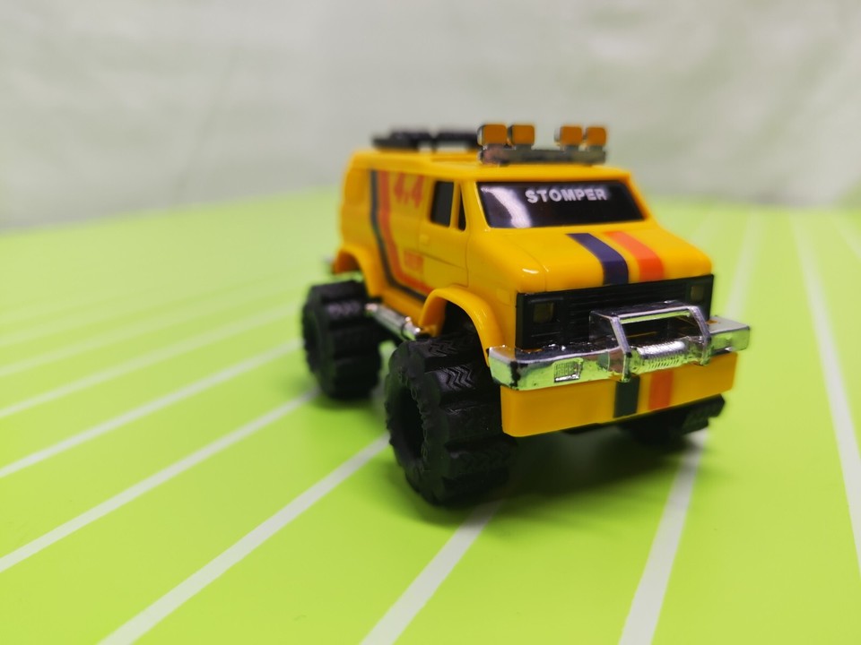 Schaper Stomper 4X4 Yellow Chevy Chevrolet Van Vintage WORKING - SEE ...