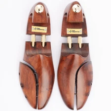 Premium Wooden Shoe Tree – Twin Tubes & Spring Split Toe Design - Beechwood