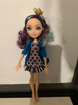 Ever After High Madeline Hatter Getting Fairest Nightgown Headband