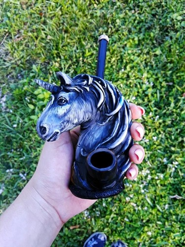 Pipa de mano para fumar tabaco cabeza de unicornio hecha a mano arte fantasía criatura mítica - Imagen 3 de 3