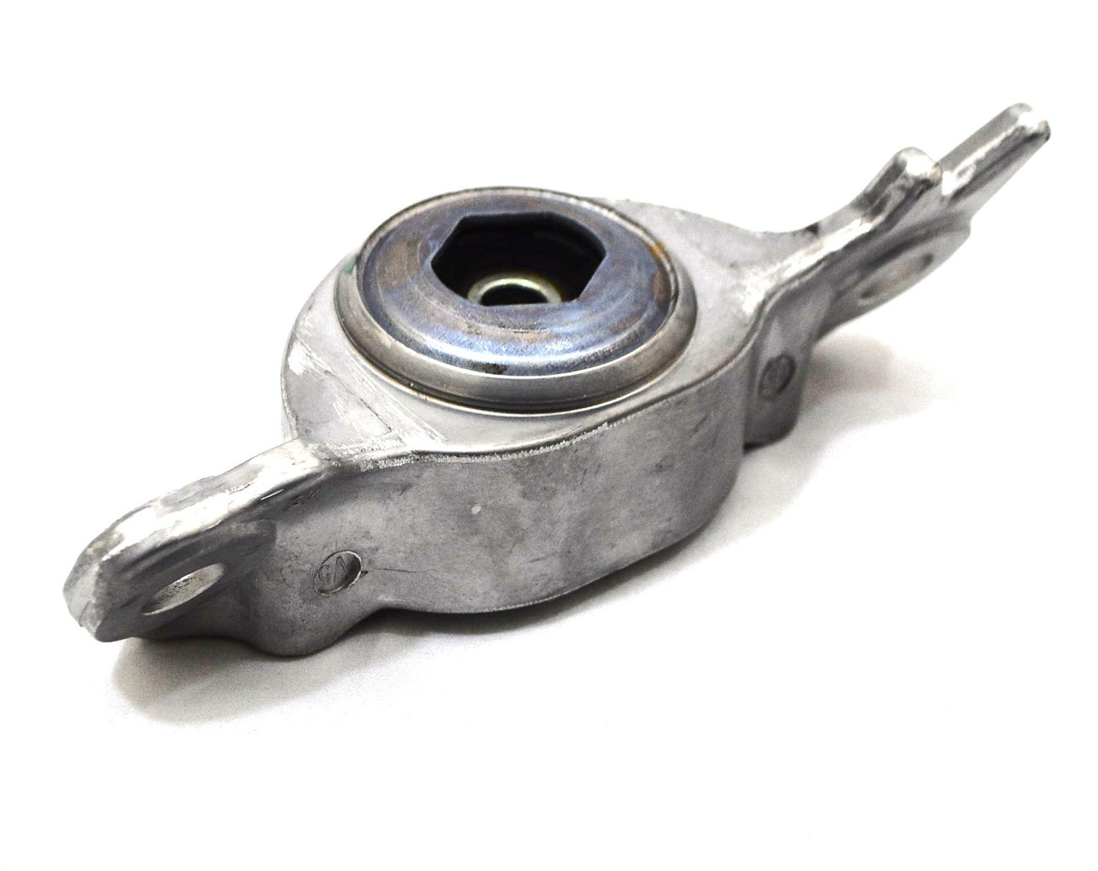 Genuine Vauxhall Insignia Rear Upper Strut Shock Absorber Mount 22834079 New