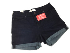 Levi Strauss Signature Plus Size 18 Womens Mid Rise 5" Cuffed Shorts Waist 36"