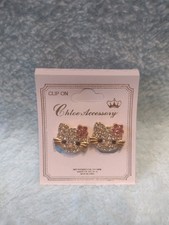 NEW Adorable Hello Kitty Stud Rhinestone Crystal Earrings